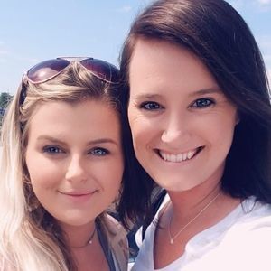 Meet your Posher, Casey